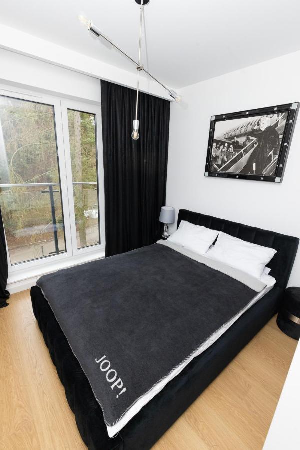 Apartament Business & Living No 91 Nad Zalewem W Cedzynie, Hala Garazowa Cedzyna Eksteriør billede