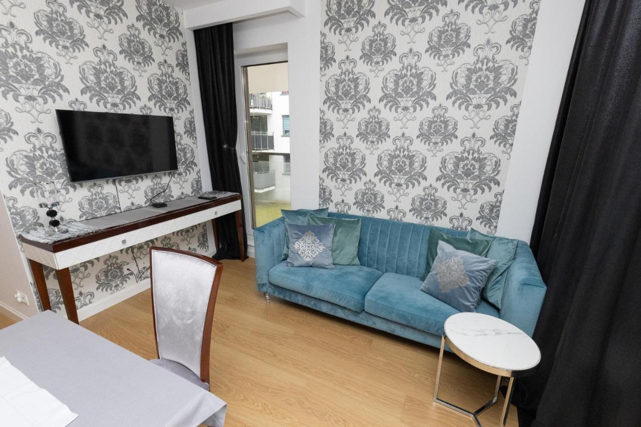 Apartament Business & Living No 91 Nad Zalewem W Cedzynie, Hala Garazowa Cedzyna Eksteriør billede