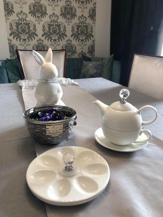 Apartament Business & Living No 91 Nad Zalewem W Cedzynie, Hala Garazowa Cedzyna Eksteriør billede